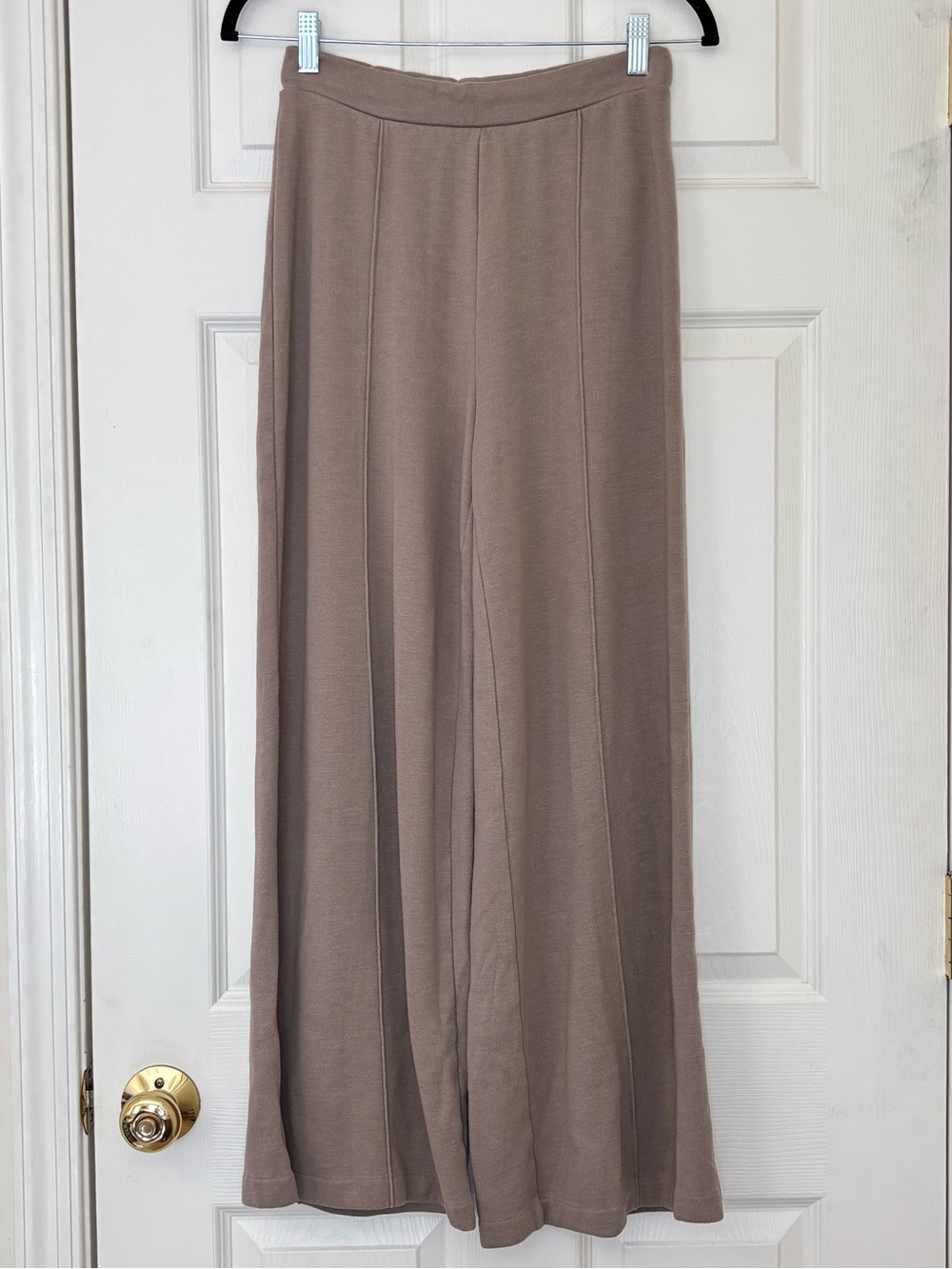 Aritzia Wide-Leg Knit Pants in Taupe Brown